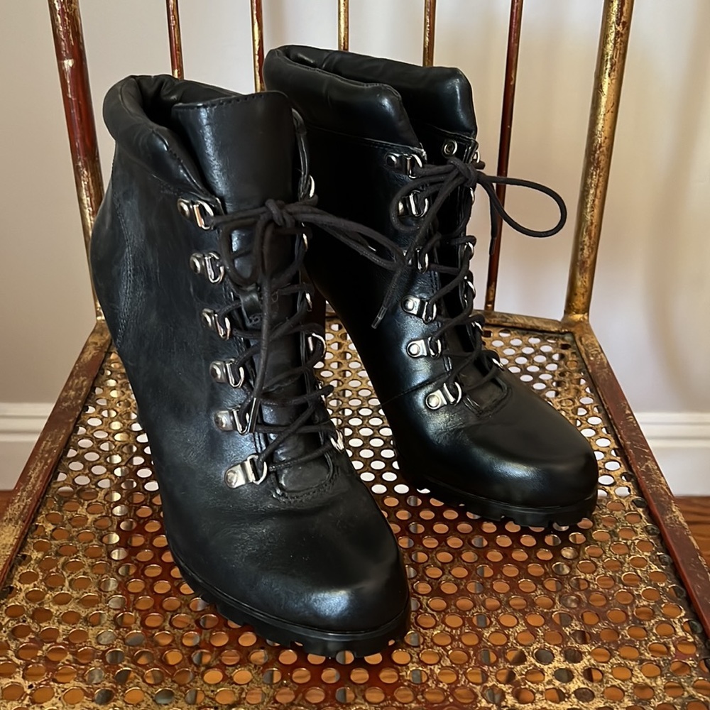 Lauren by Ralph Lauren Darby Boots - Picture 2 of 8